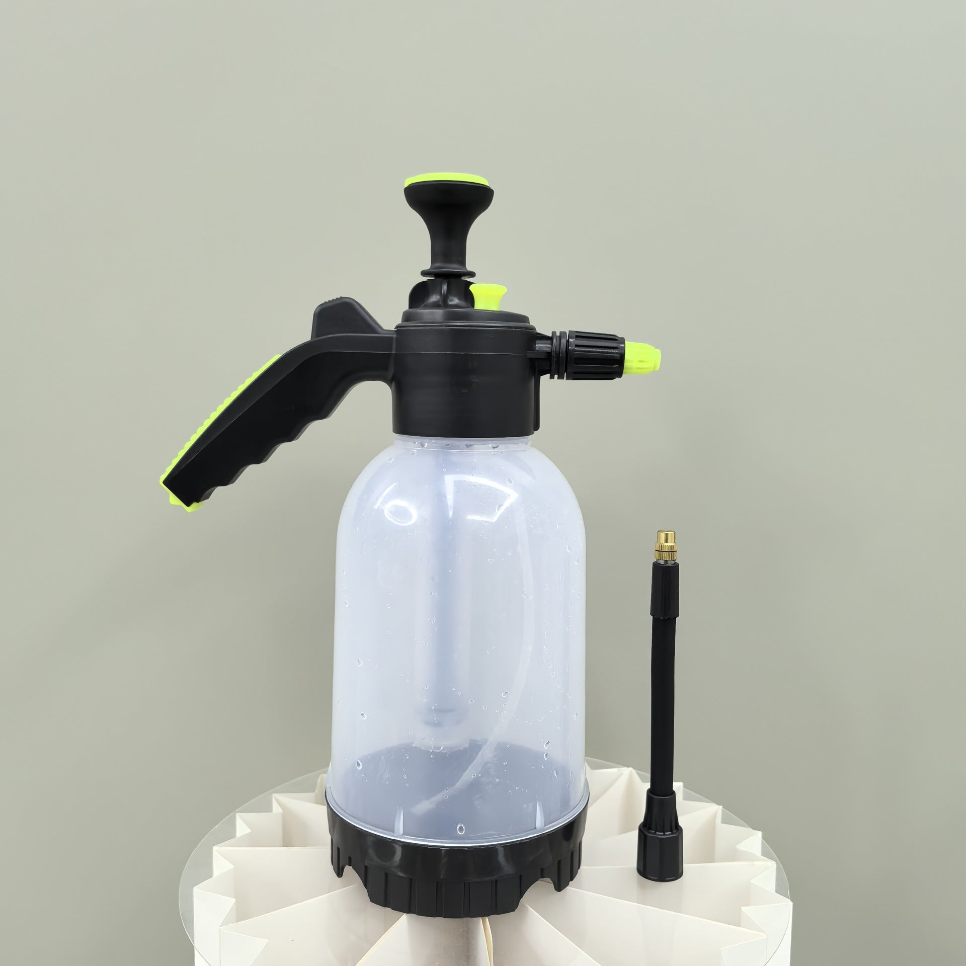 Household air pressure sprayer, gardening watering, car washing, disinfection watering can, flowers, vegetables, seedlings and plants